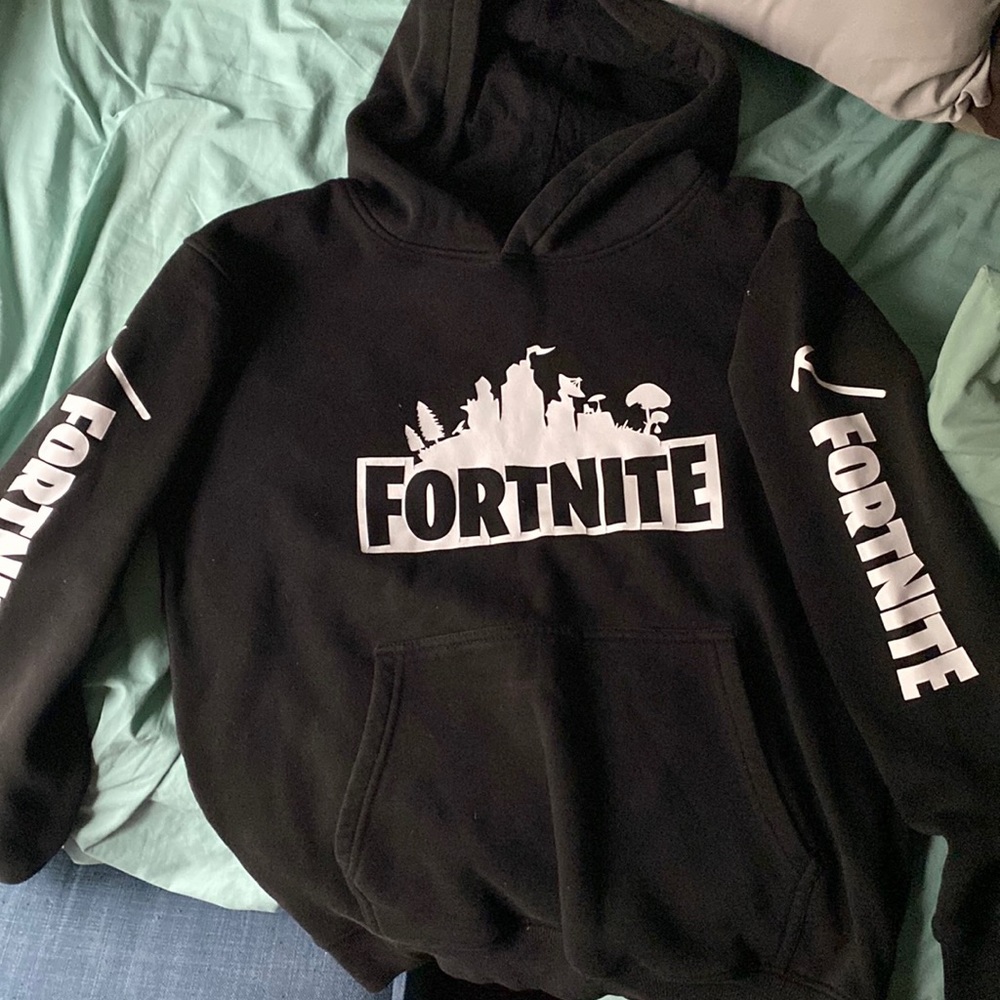 Fortnite black hoodie L